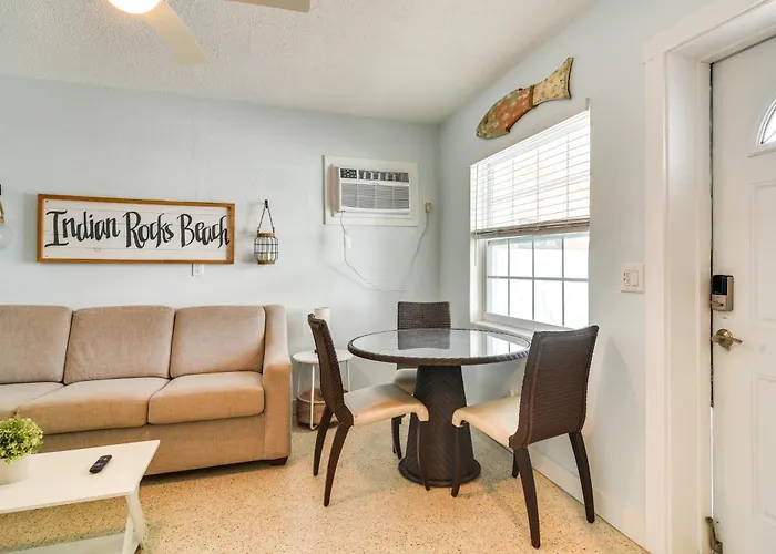 3-unit Group Getaway! Steps To Indian Rocks * Clearwater Beach
