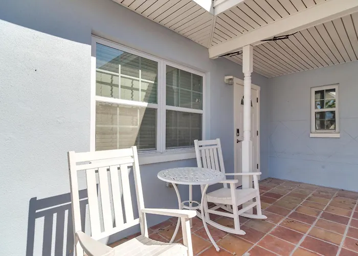 3-unit Group Getaway! Steps To Indian Rocks Holiday home Clearwater Beach