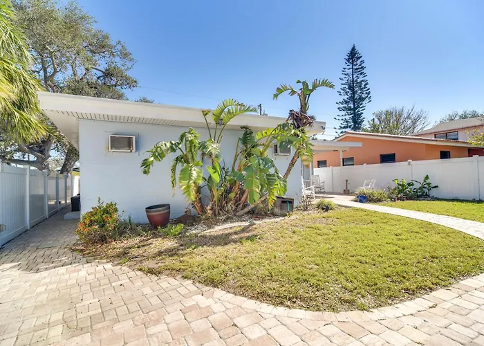 3-unit Group Getaway! Steps To Indian Rocks Holiday home Clearwater Beach